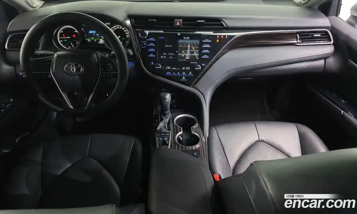 Toyota Camry 2020 2.5 гидро, фото 10