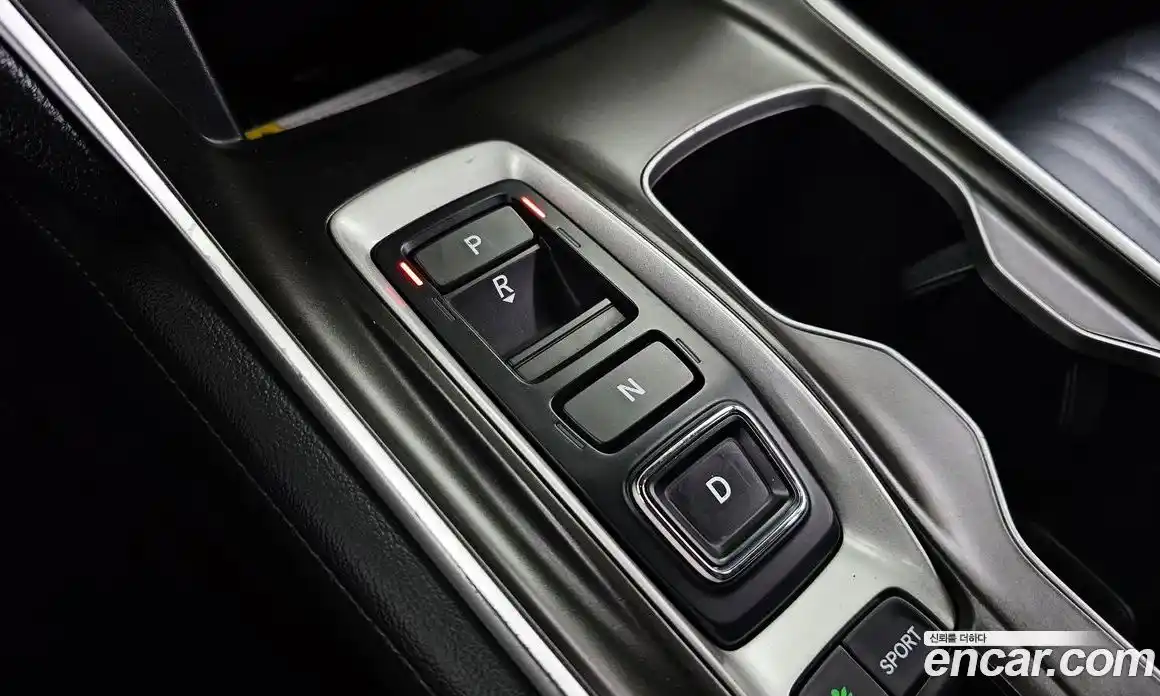 Honda Accord 2019 2.0 автомат (гидро), фото 12
