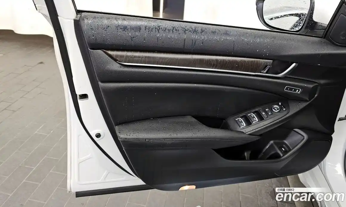 Honda Accord 2019 2.0 автомат (гидро), фото 14