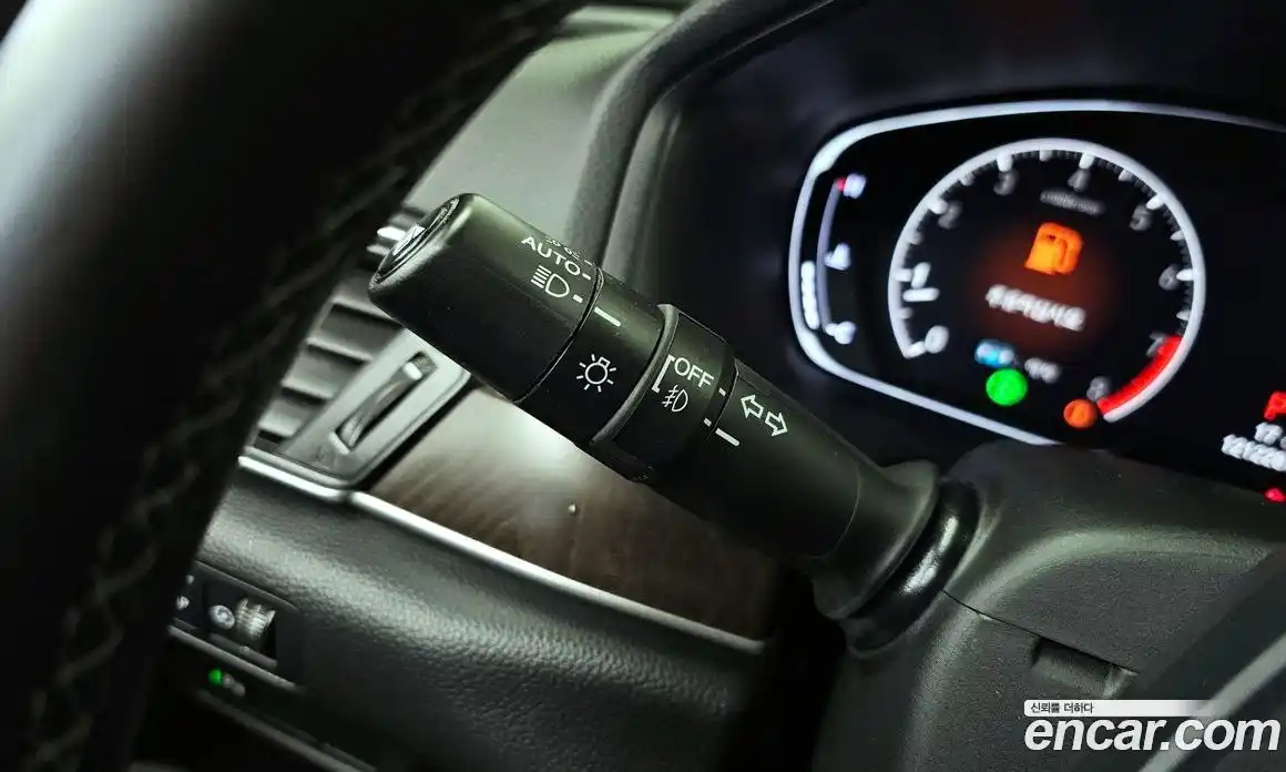 Honda Accord 2019 2.0 автомат (гидро), фото 34