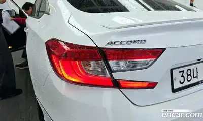 Honda Accord 2019 2.0 автомат (гидро), миниатюра 9