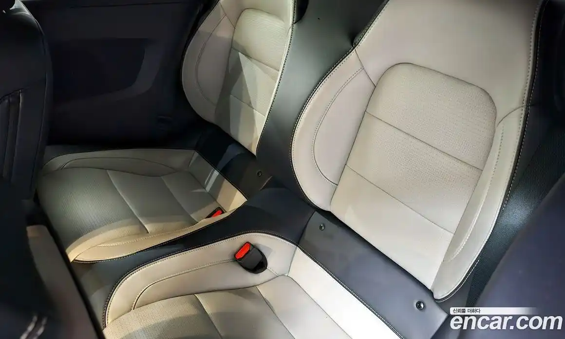Ford Mustang 2024 5.0 автомат (гидро), фото 23