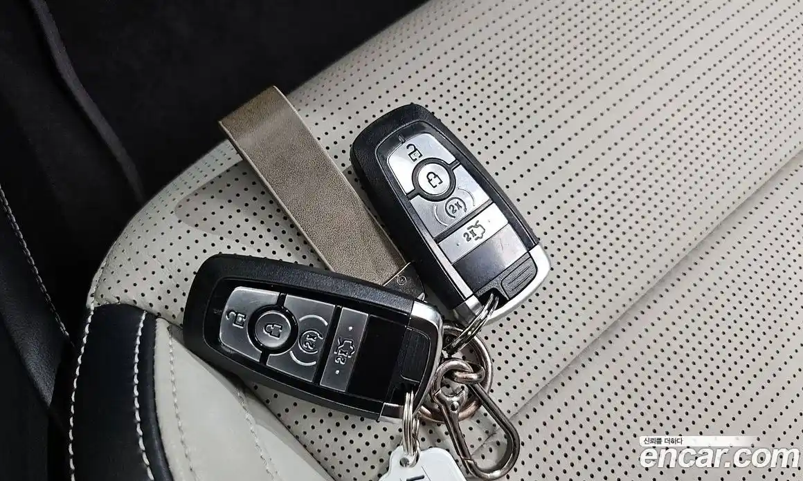 Ford Mustang 2024 5.0 автомат (гидро), фото 25