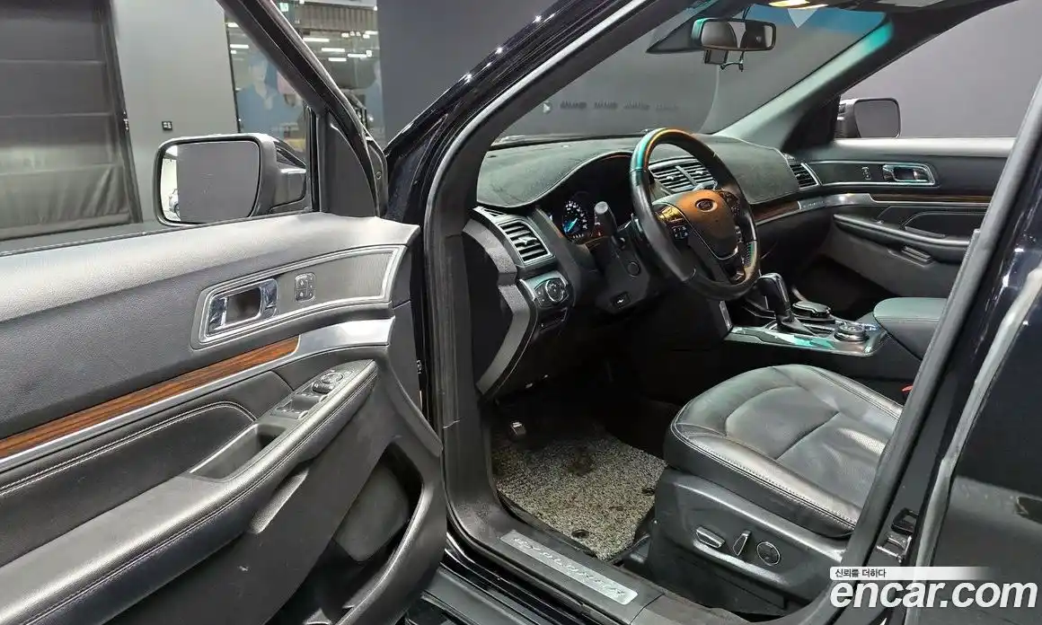 Ford Explorer 2016 2.3 автомат (гидро), фото 10