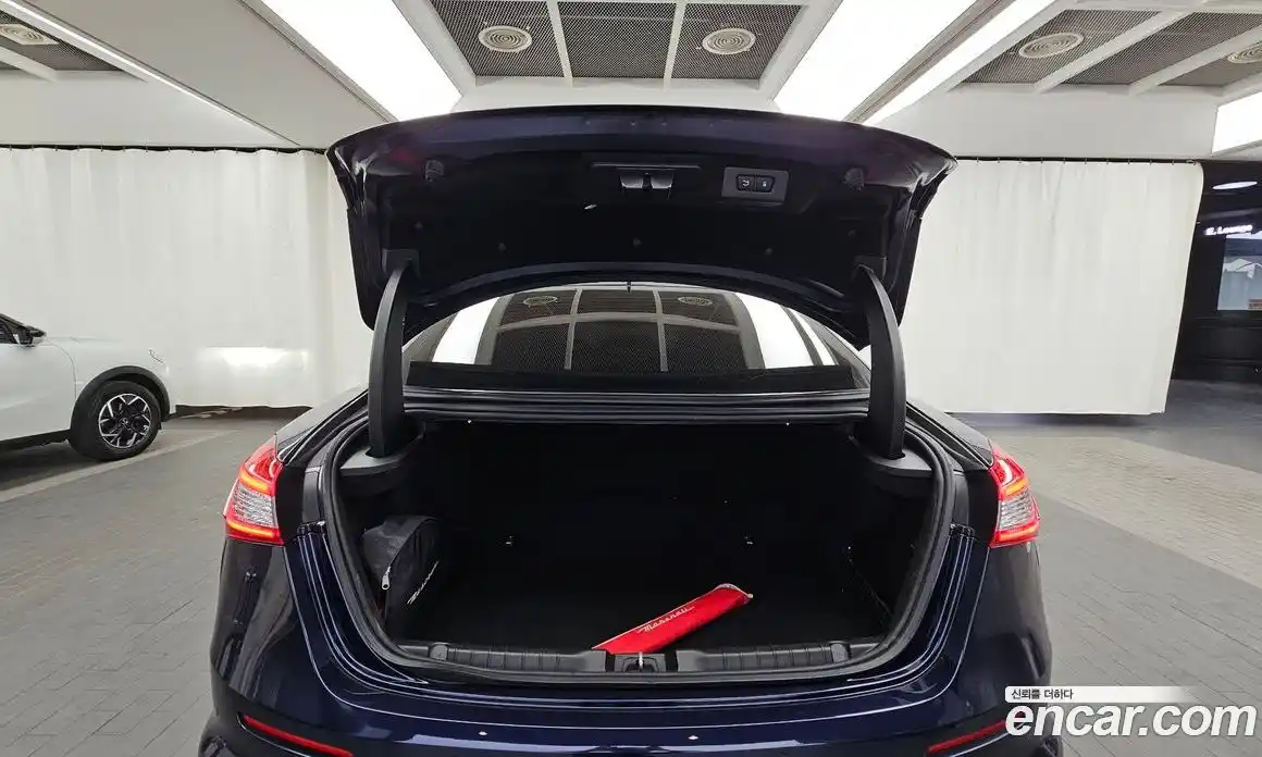 Maserati Ghibli 2017 3.0 гидро, фото 20
