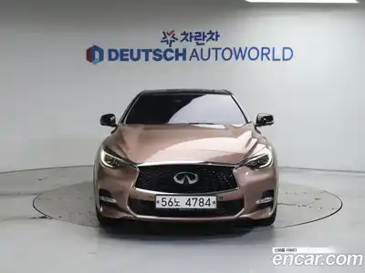 Infiniti Q30 2017 2.0 гидро, миниатюра 3