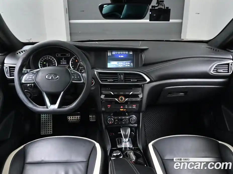 Infiniti Q30 2017 2.0 гидро, фото 7