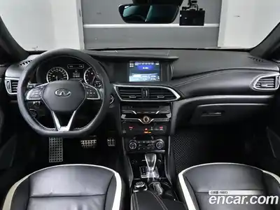 Infiniti Q30 2017 2.0 гидро, миниатюра 7