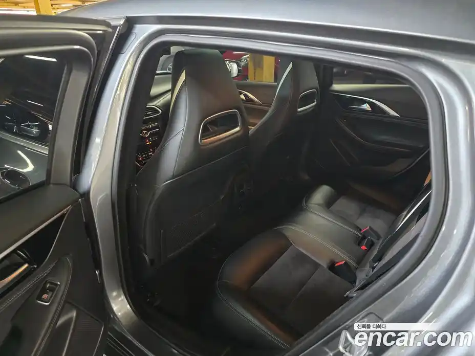 Infiniti Q30 2017 2.0 гидро, фото 13