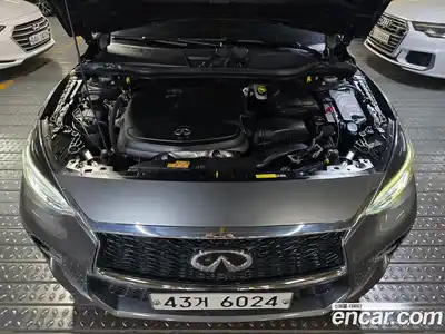 Infiniti Q30 2017 2.0 гидро, миниатюра 7