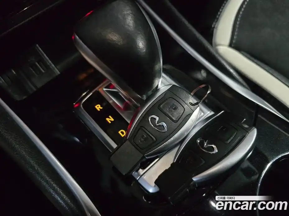 Infiniti Q30 2017 2.0 гидро, фото 10