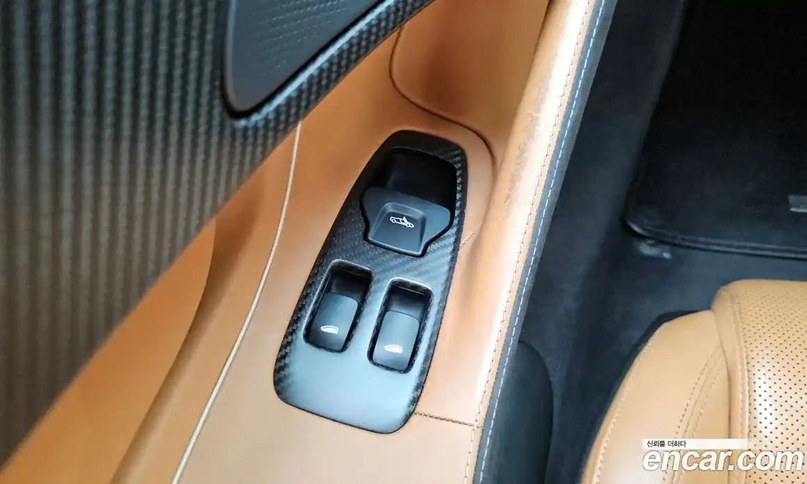 McLaren 570S 2018 3.8 автомат (гидро), фото 29 McLaren 570S 2018 3.8 автомат (гидро), фото 29