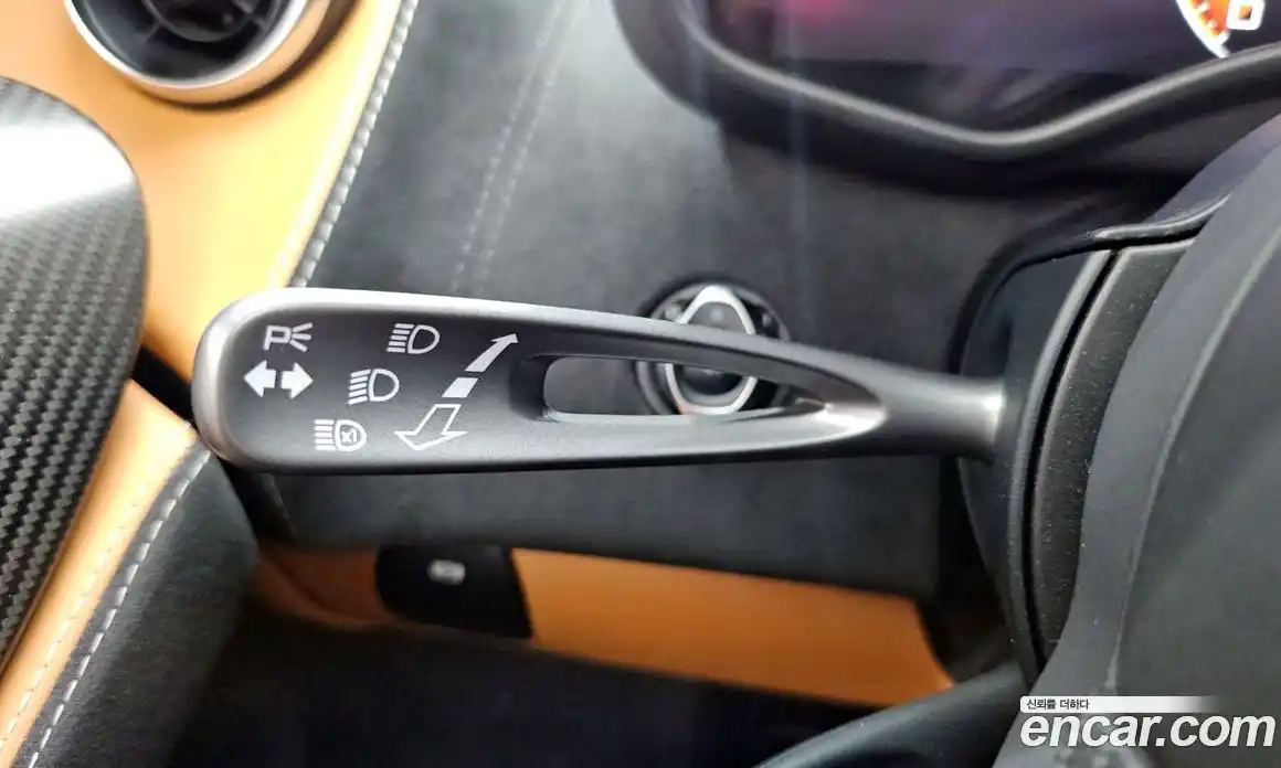 McLaren 570S 2018 3.8 автомат (гидро), фото 31 McLaren 570S 2018 3.8 автомат (гидро), фото 31