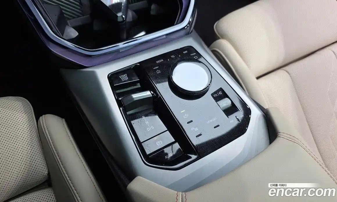 BMW X3 2025 2.0 автомат (гидро), фото 9