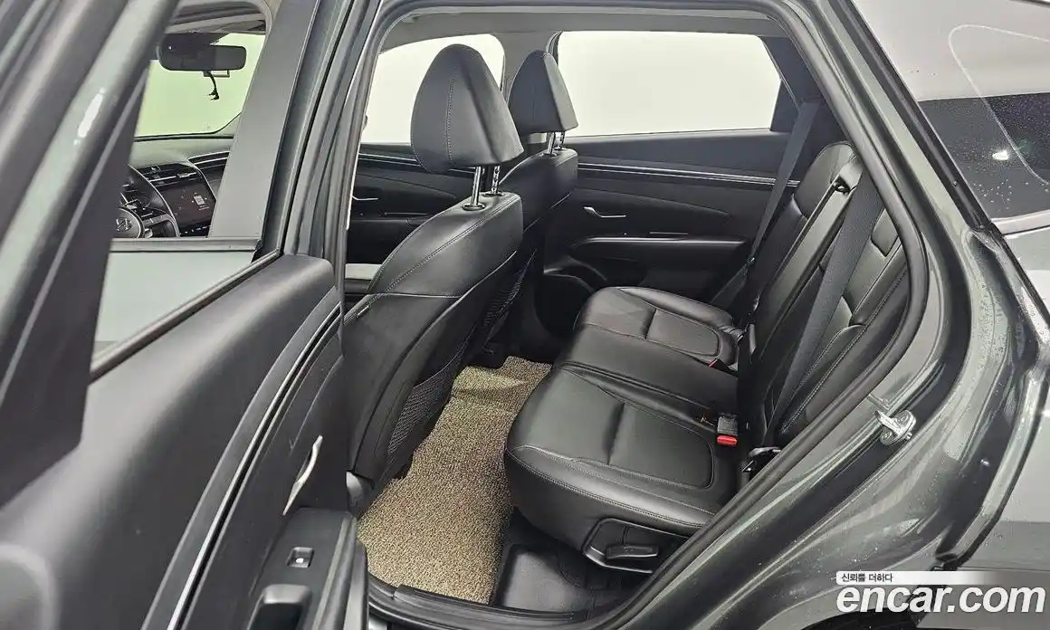 Hyundai Tucson 2022 1.6 автомат (гидро), фото 13