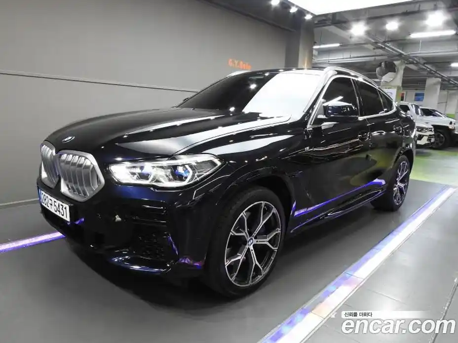 BMW X6 2022 3.0 автомат (гидро), фото 3