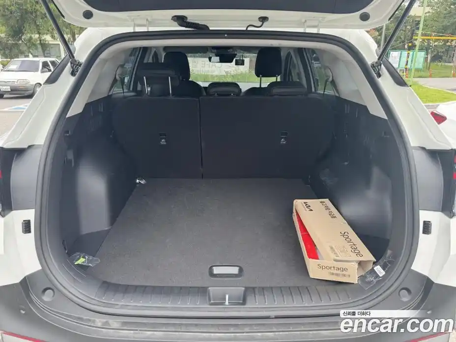 Kia Sportage 2025 1.6 автомат (гидро), фото 18