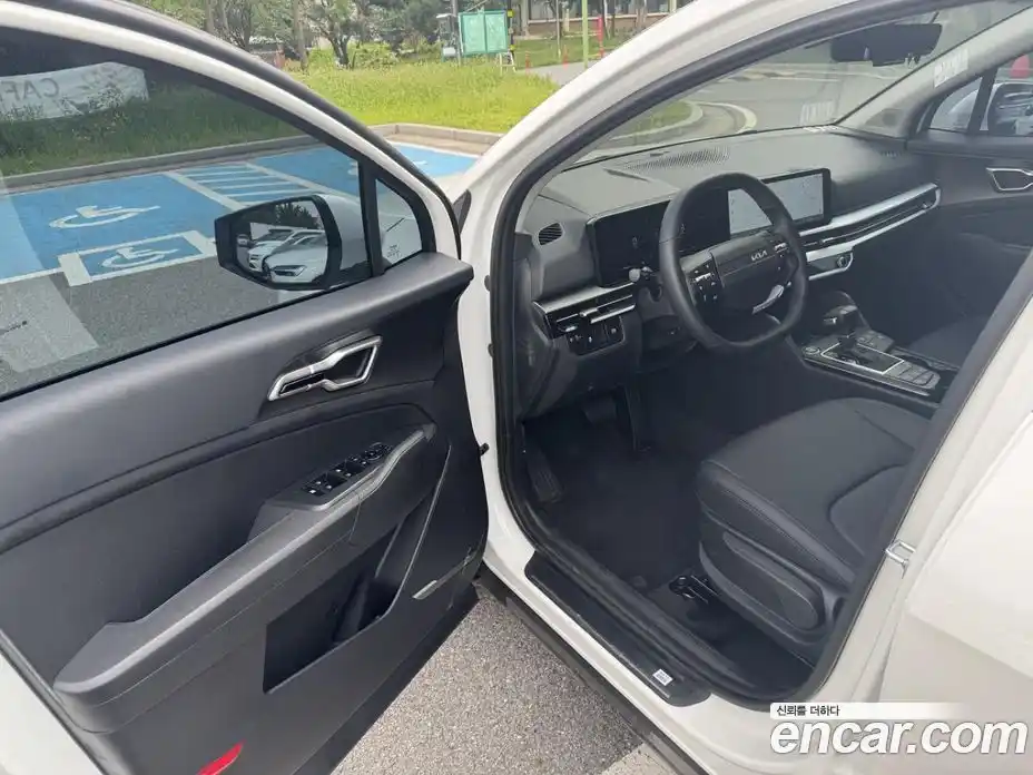 Kia Sportage 2025 1.6 автомат (гидро), фото 6