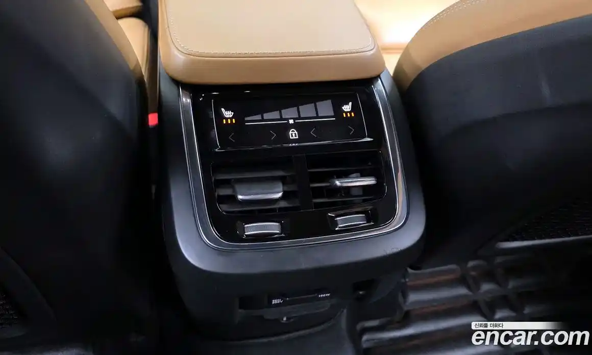 Volvo XC90 2018 2.0 автомат (гидро), фото 18