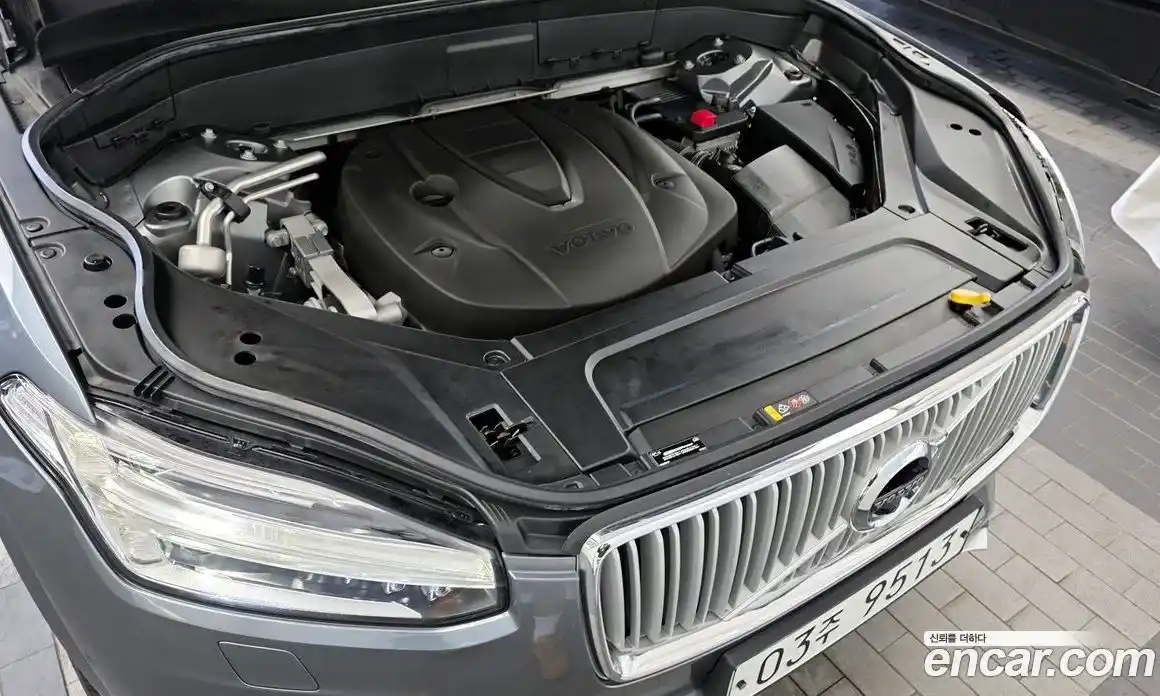 Volvo XC90 2018 2.0 автомат (гидро), фото 6