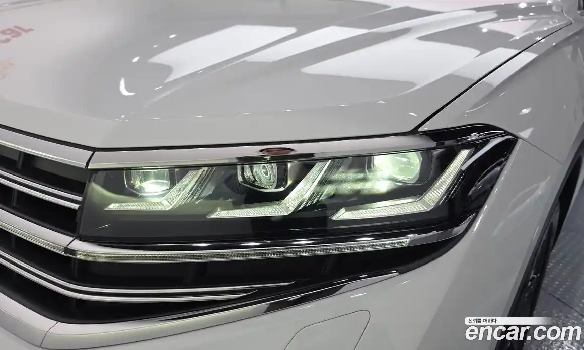 Volkswagen Touareg 2024 3.0 автомат (гидро), фото 8