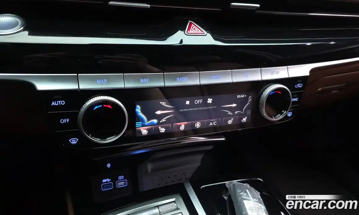 Genesis G80 2023 2.5 автомат (гидро), фото 17