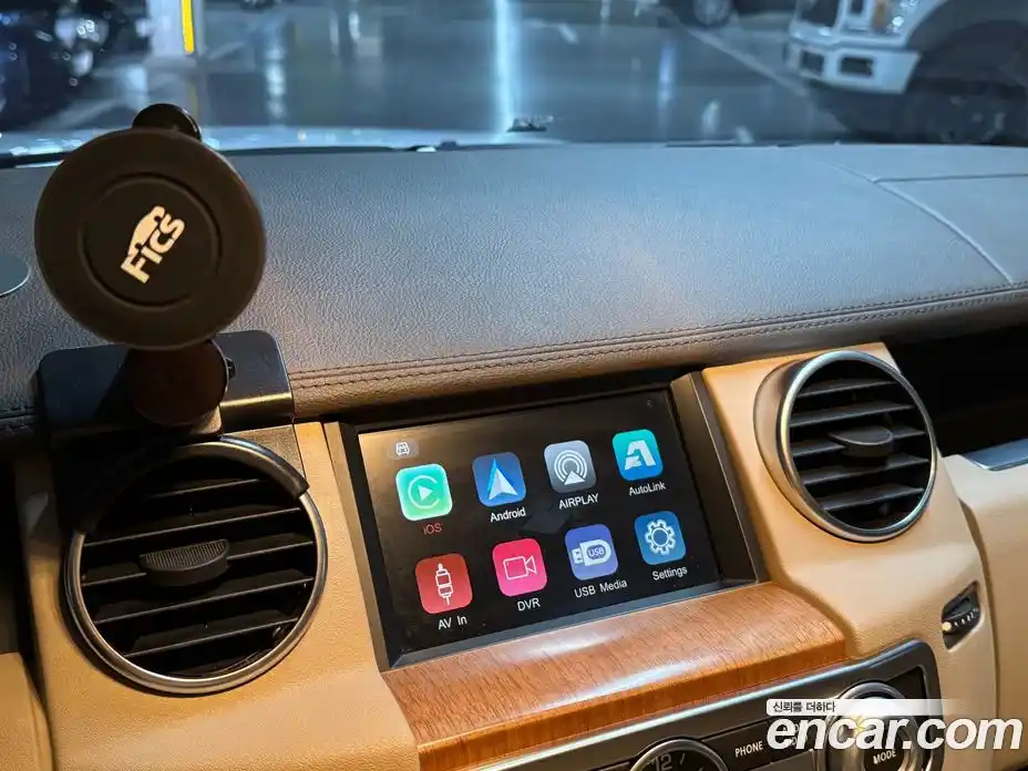 Land Rover Discovery 2015 3.0 автомат (гидро), фото 13