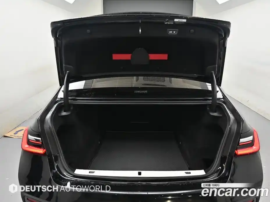 BMW 7 серия 2019 3.0 автомат (гидро), фото 19