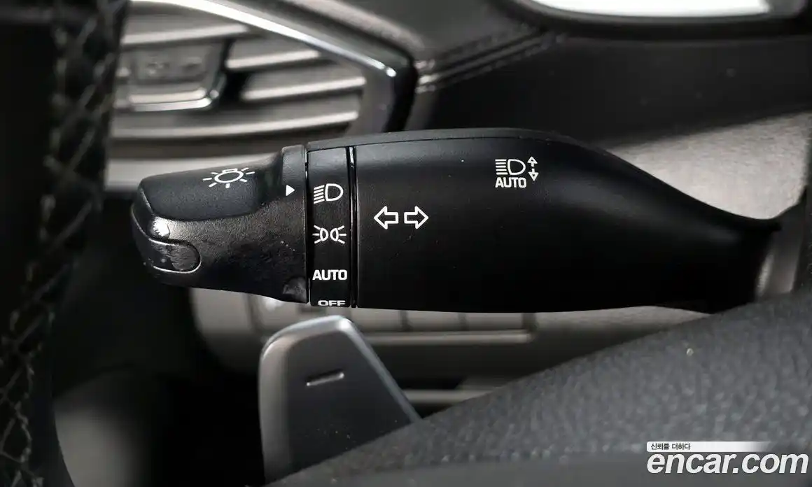 Hyundai Santa Fe 2022 2.2 автомат (гидро), фото 29