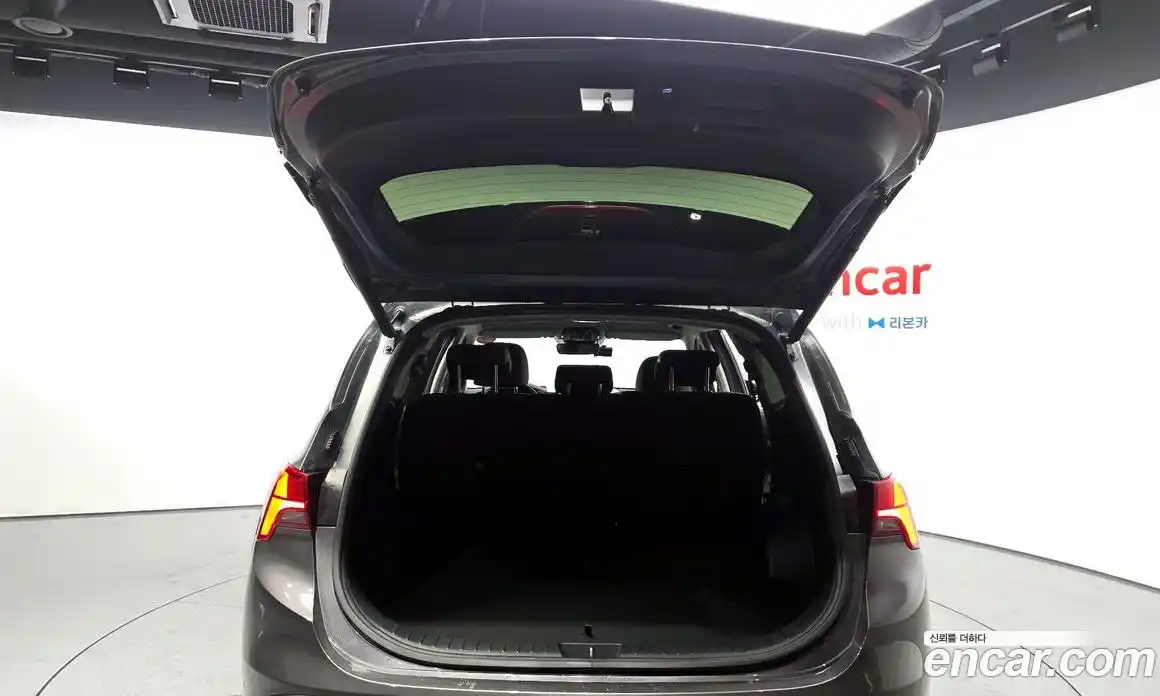 Hyundai Santa Fe 2022 2.2 автомат (гидро), фото 34