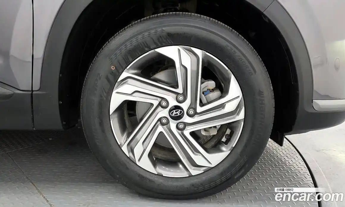 Hyundai Santa Fe 2022 2.2 автомат (гидро), фото 7