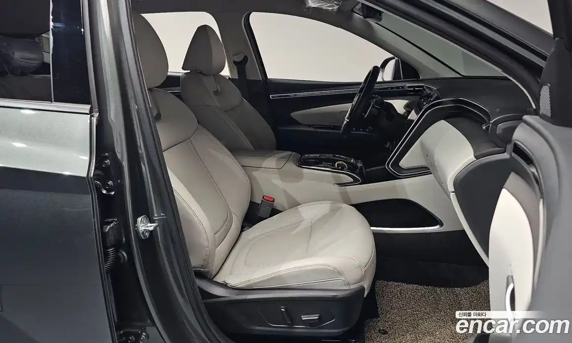 Hyundai Tucson 2023 1.6 автомат (гидро), фото 15
