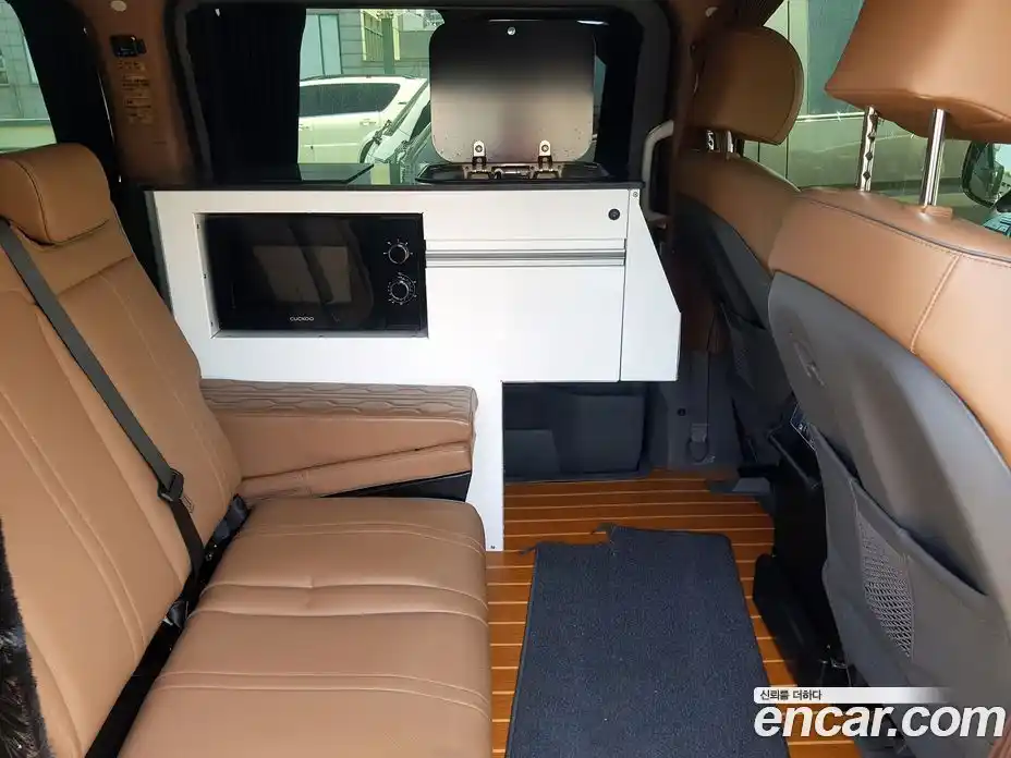 Hyundai Staria 2022 2.2 автомат (гидро), фото 12