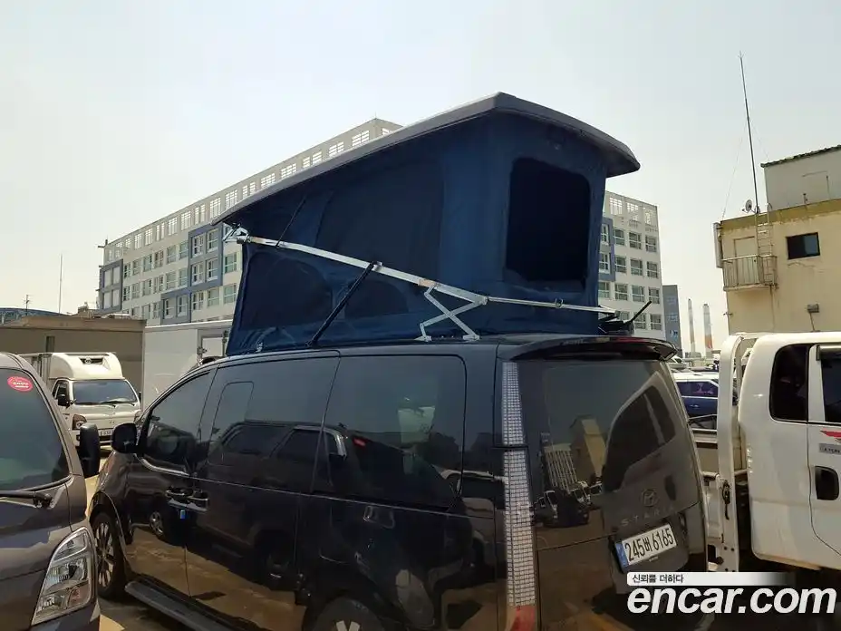 Hyundai Staria 2022 2.2 автомат (гидро), фото 19