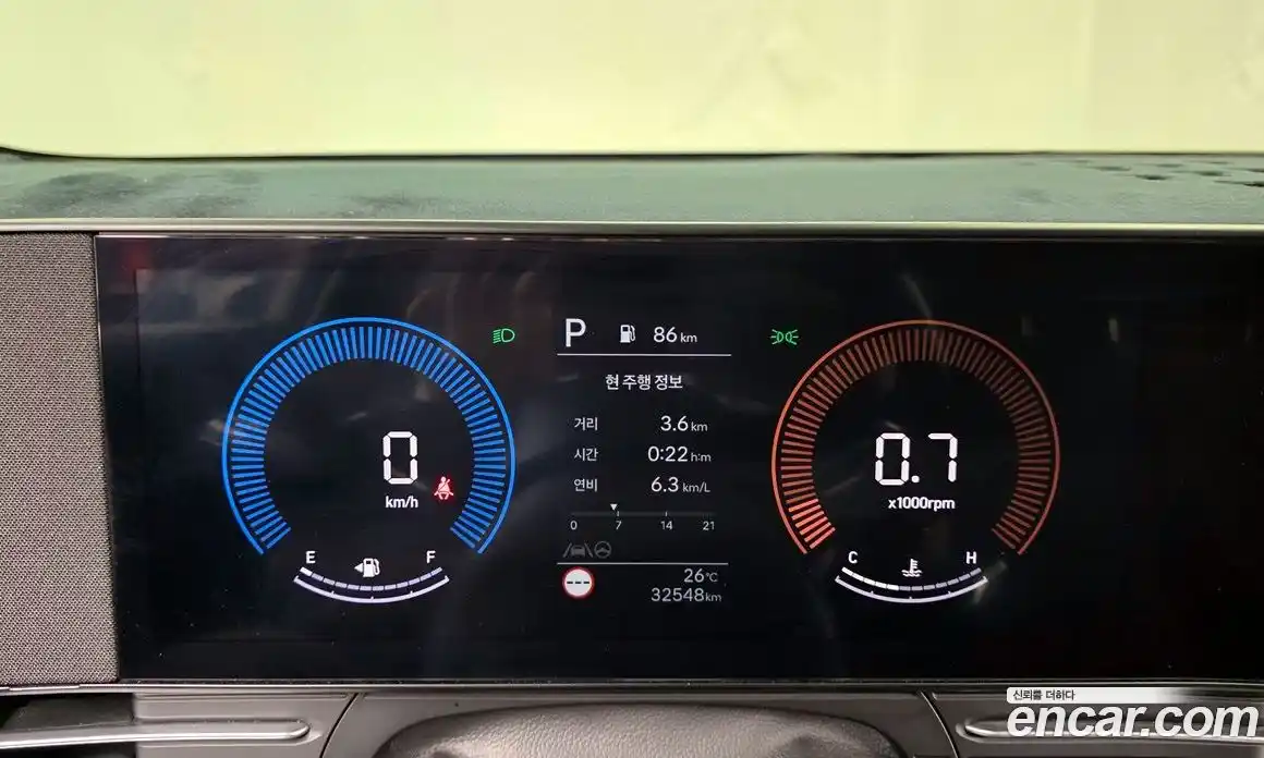 Hyundai Kona 2024 1.6 автомат (гидро), фото 11