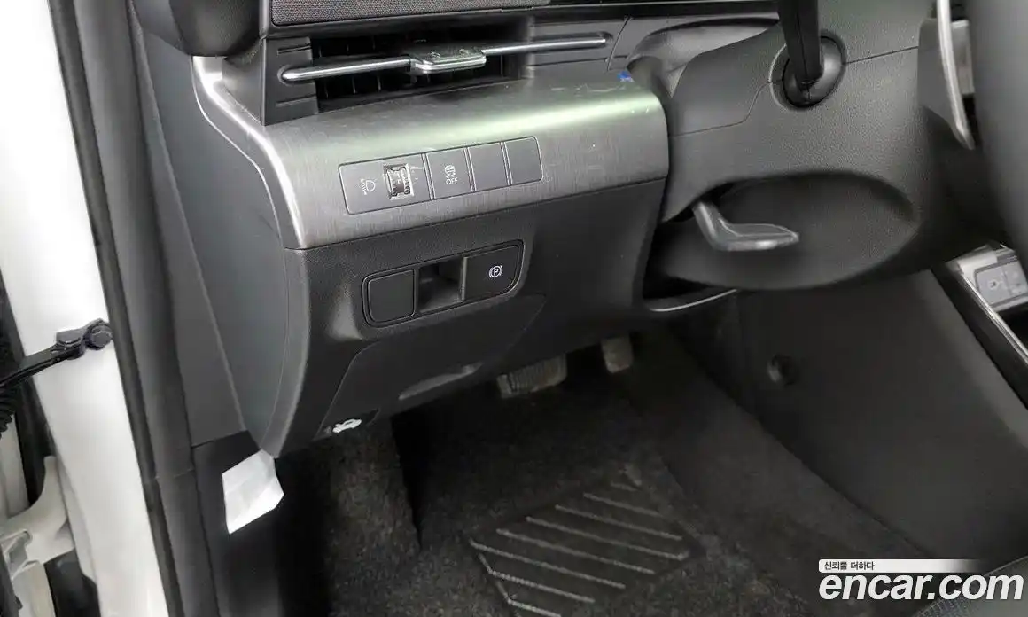 Hyundai Kona 2024 1.6 автомат (гидро), фото 24