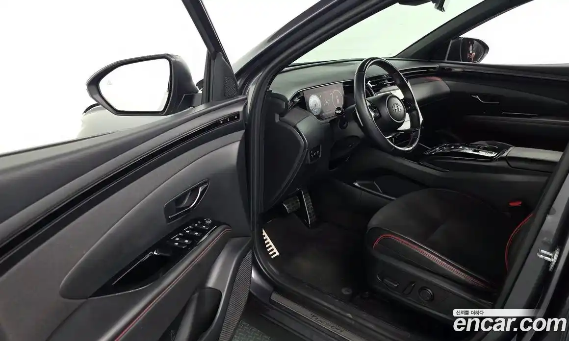 Hyundai Tucson 2022 1.6 автомат (гидро), фото 13