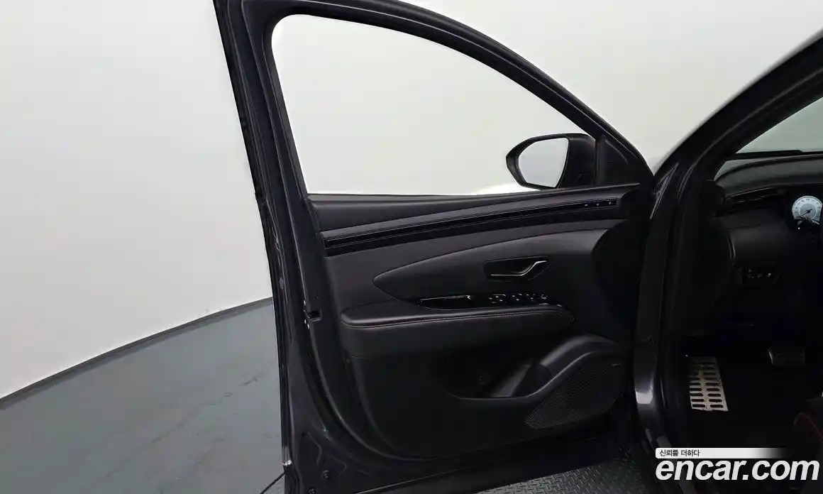 Hyundai Tucson 2022 1.6 автомат (гидро), фото 14