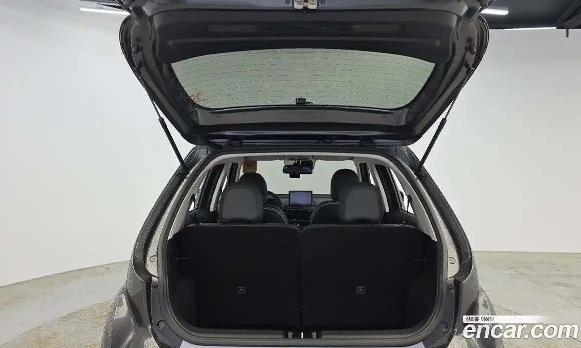 Hyundai Casper 2023 1.0 автомат (гидро), фото 26