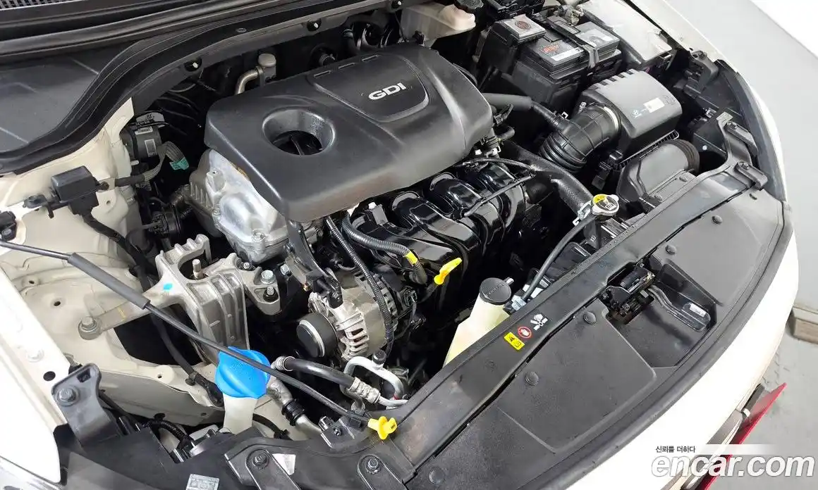 Hyundai Avante 2015 1.6 автомат (гидро), фото 6