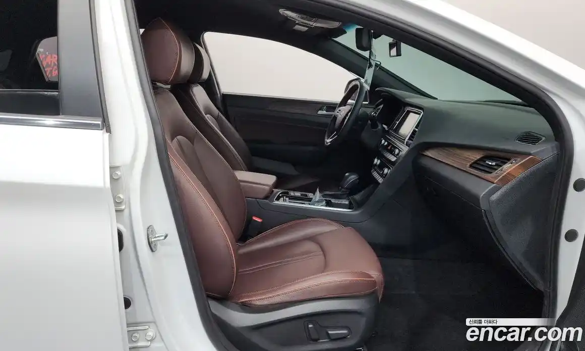 Hyundai Sonata 2018 2.0 автомат (гидро), фото 15