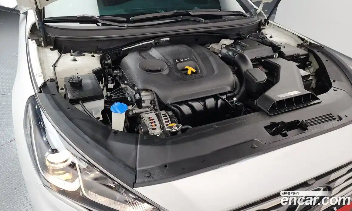 Hyundai Sonata 2018 2.0 автомат (гидро), фото 5