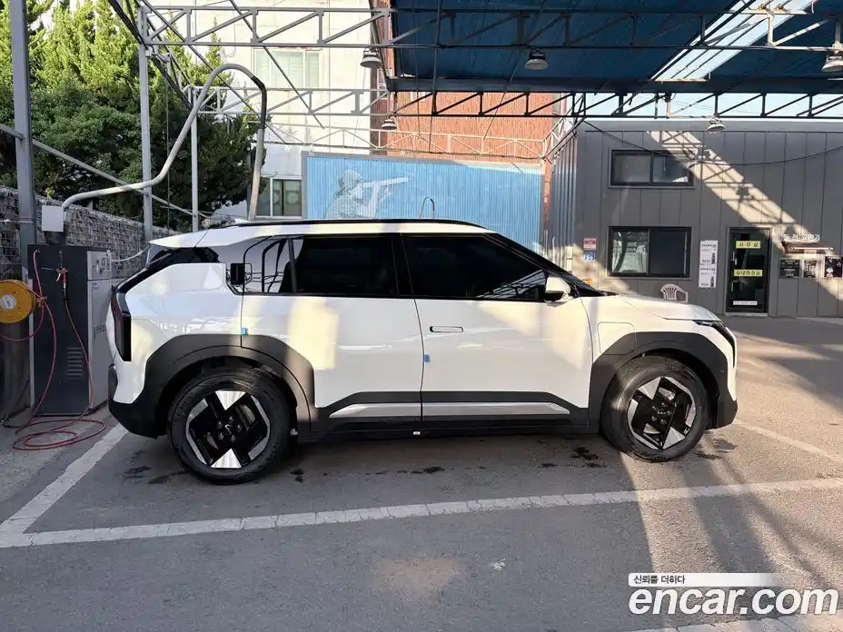 Kia EV3 2026 автомат (гидро), фото 8