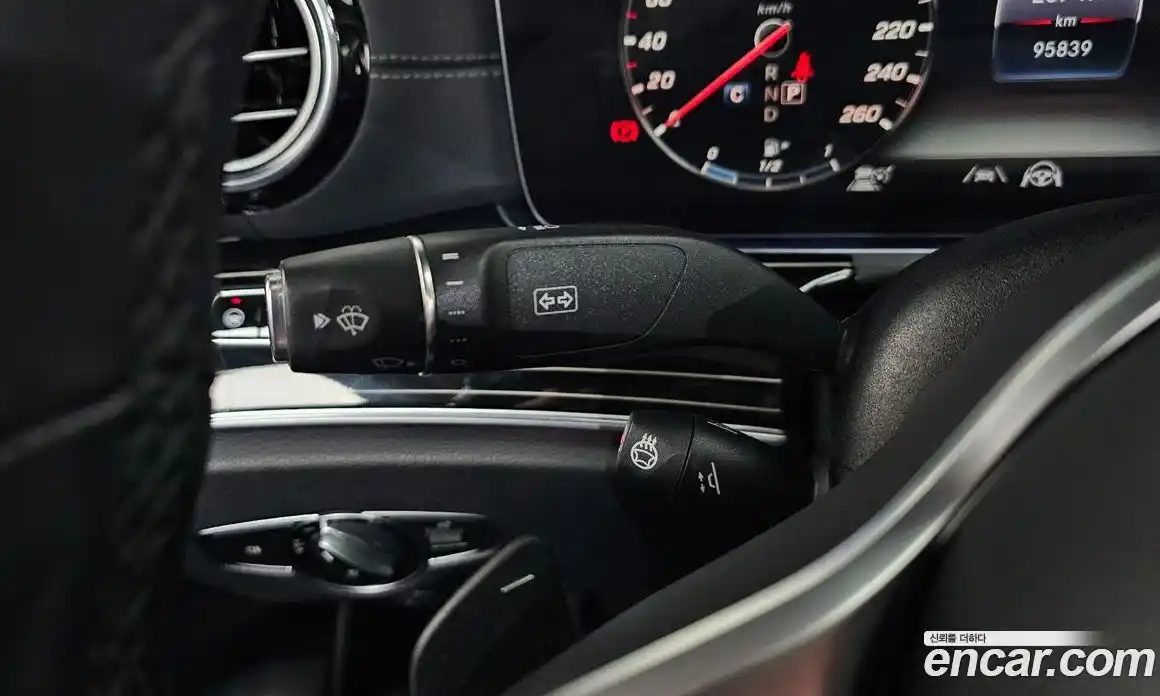 Mercedes-Benz E-Class 2020 3.0 автомат (гидро), фото 36 Mercedes-Benz E-Class 2020 3.0 автомат (гидро), фото 36