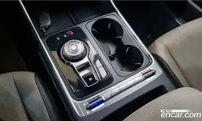 Kia Carnival 2024 2.2 автомат (гидро), миниатюра 8