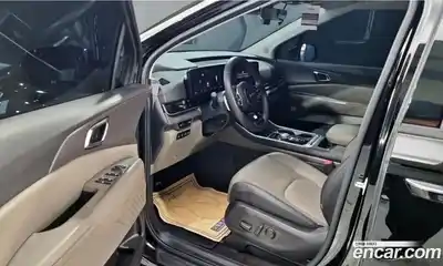 Kia Carnival 2024 2.2 автомат (гидро), миниатюра 9