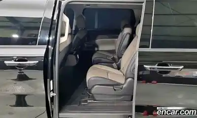 Kia Carnival 2024 2.2 автомат (гидро), миниатюра 10