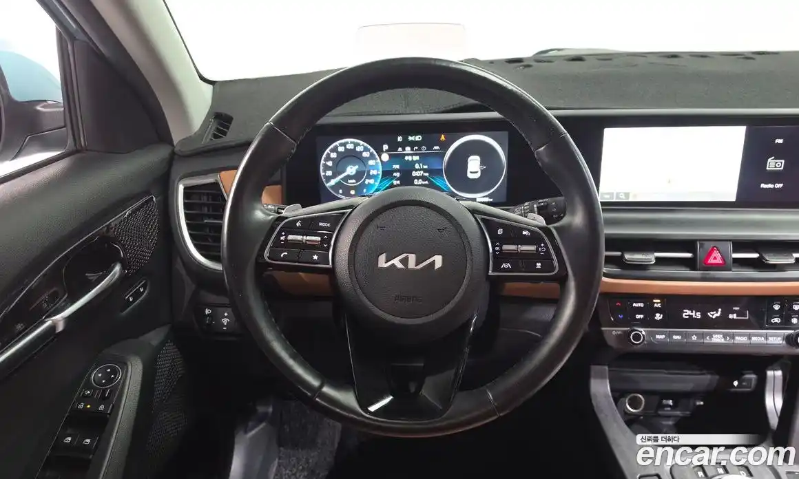 Kia Seltos 2023 1.6 автомат (гидро), фото 17