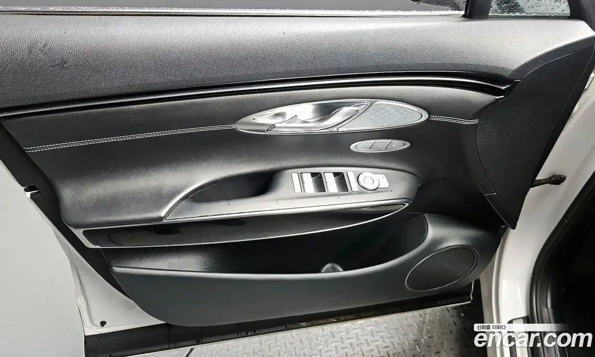 Genesis GV70 2021 2.5 автомат (гидро), фото 14