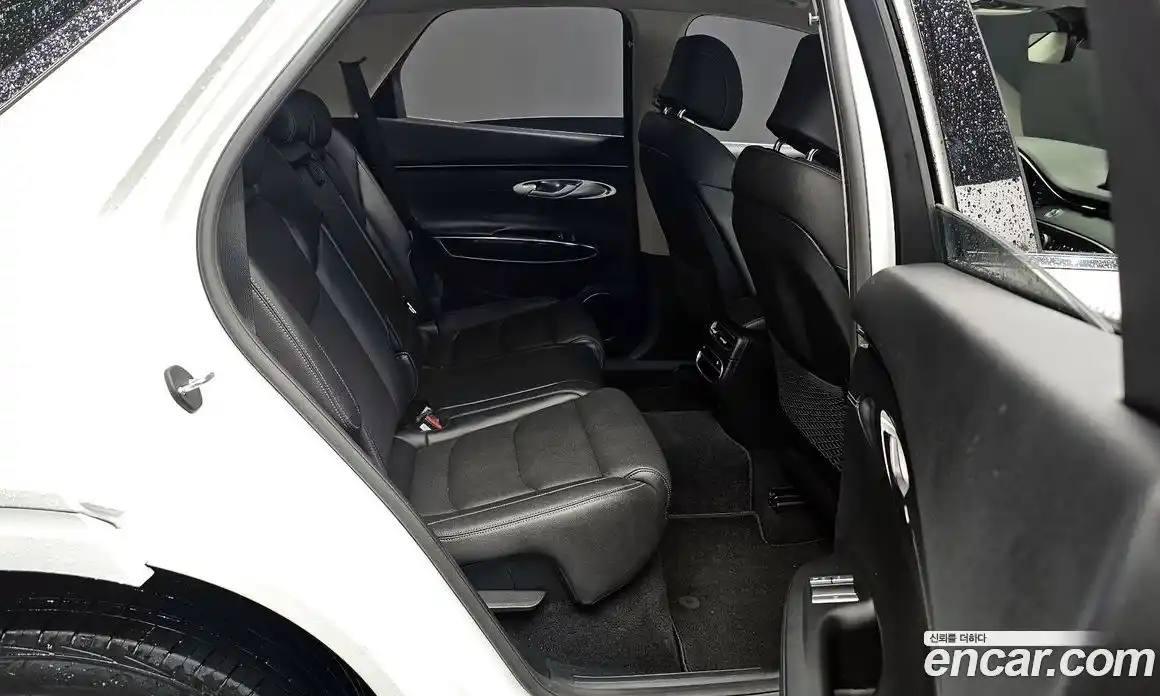 Genesis GV70 2021 2.5 автомат (гидро), фото 17